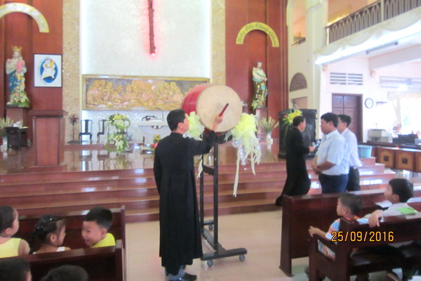 Gx Tân An: Khai giảng các lớp giáo lý năm 2016-2017
