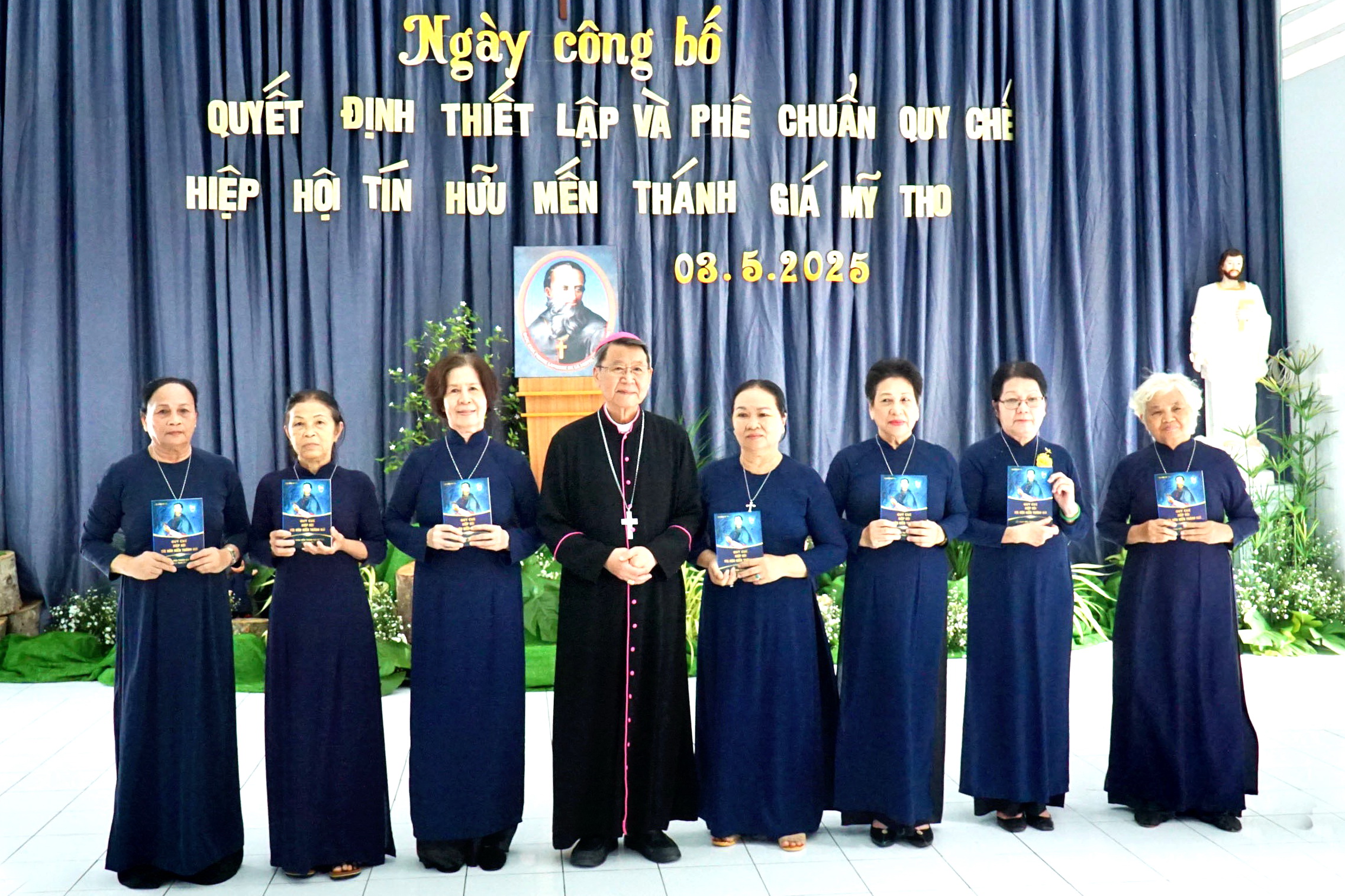 Niềm vui hiệp hành trên đường Thánh Giá