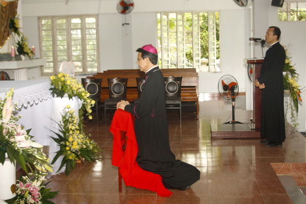 Gx Binh Trung_Le ban BT Them suc 03.jpg