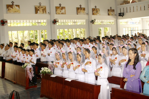 Gx Binh Trung_Le ban BT Them suc 05.jpg