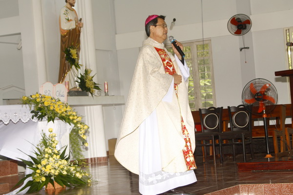 Gx Binh Trung_Le ban BT Them suc 08.jpg