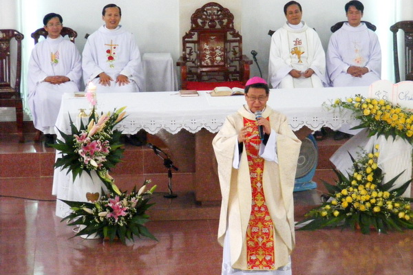 Gx Binh Trung_Le ban BT Them suc 21.jpg