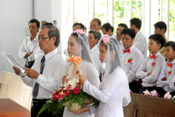 Gx Binh Trung_Le ban BT Them suc 45.jpg