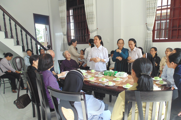 Dong MTG Tan An- Be Tren Thuong cap 05.jpg