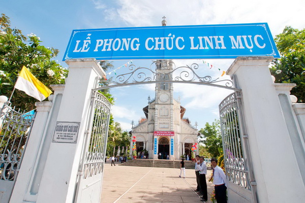 Phong chuc LM o Gx Cai Be_01.JPG