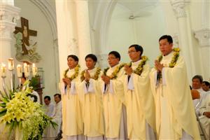 Thánh lễ Truyền chức Linh mục tại Nhà thờ Chánh Tòa Mỹ Tho