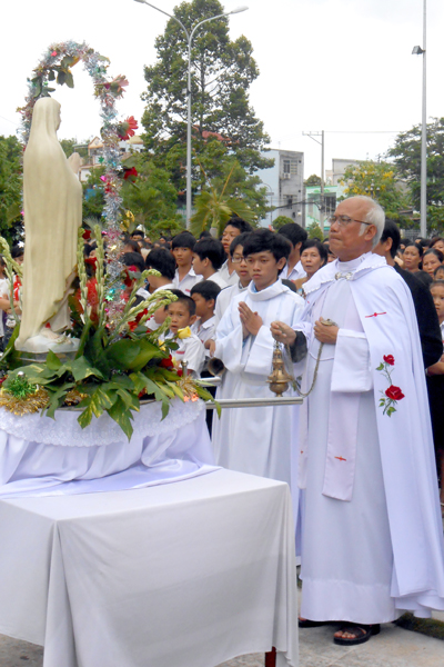 Gx Cao Lanh_kieu DMaria thang hoa_03.jpg