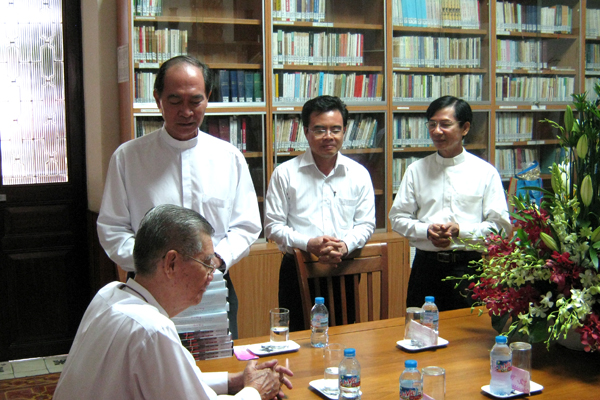 GBt_Mung Bon Mang DHY 21062013 03.jpg