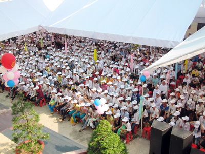 Dong Phaolo hop mat on goi21.7.2011 15.JPG