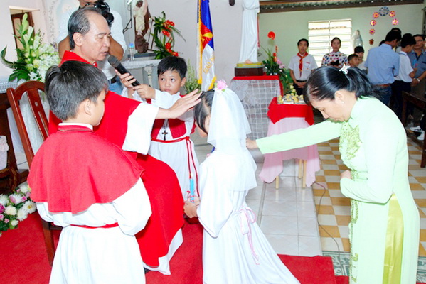 Gx Duc Hoa_don nhan hong an 08.jpg