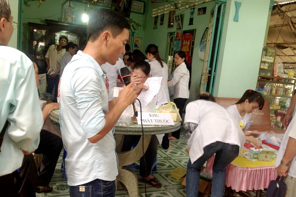 Gh My Loi_Kham benh va phat thuoc 15.jpg