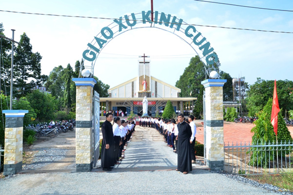 Kinh Cung 1a.jpg