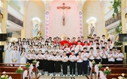 Niềm vui Rước lễ lần đầu, lãnh nhận Bí tích Thêm Sức, Tuyên hứa Bao Đồng của thiếu nhi Gx. Thánh Antôn
