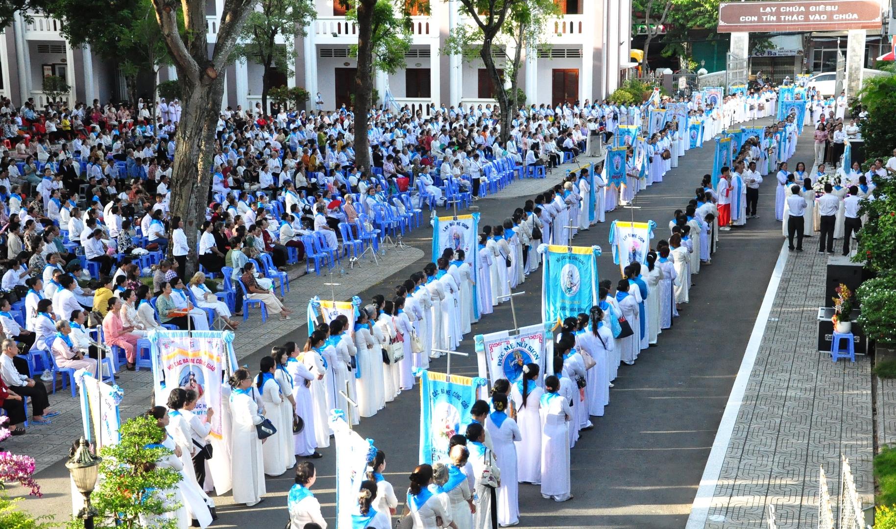 Hội Các Bà Mẹ Công Giáo – Giáo Phận Mỹ Tho – Hành hương Năm Thánh