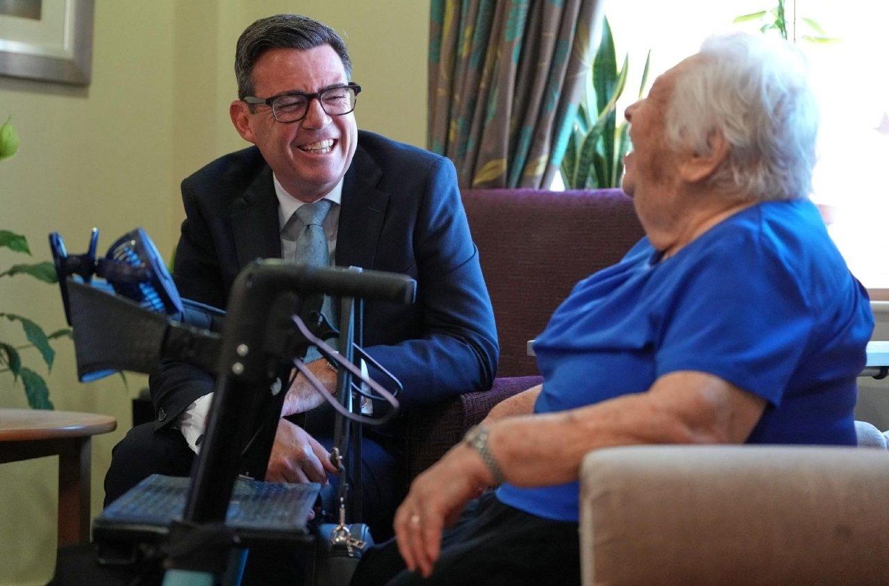 Các lãnh đạo Công giáo Anh mời gọi Thủ tướng Andy Burnham hành động theo các giá trị đức tin