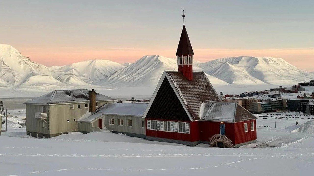 Kỉ niệm 100 năm Thánh lễ Công giáo đầu tiên tại Svalbard