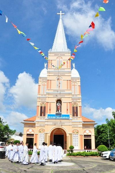 Giáo Xứ Thánh Tâm: Quá trình hình thành và phát triển