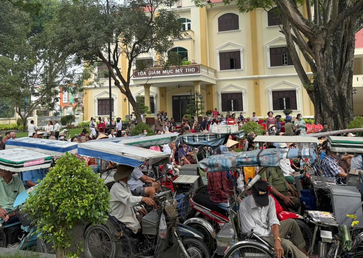 Gx. Chánh Tòa: Ngày thế giới người nghèo lần thứ IX