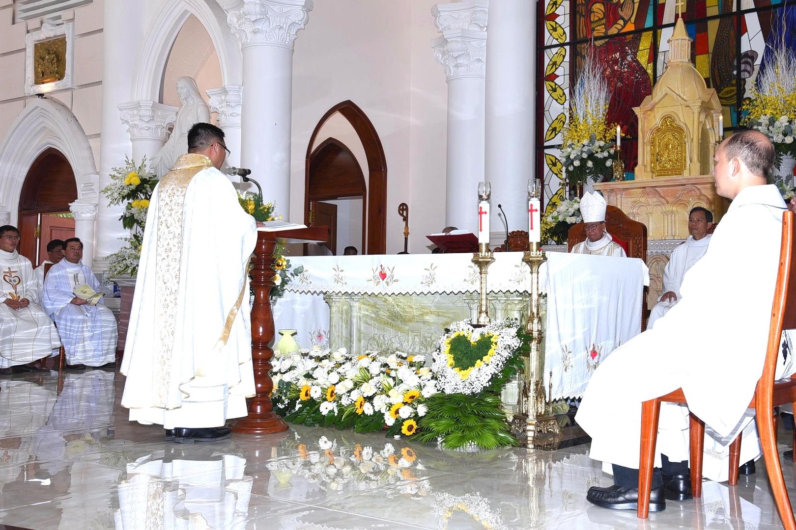 “Người linh mục là người được Chúa sai đi”