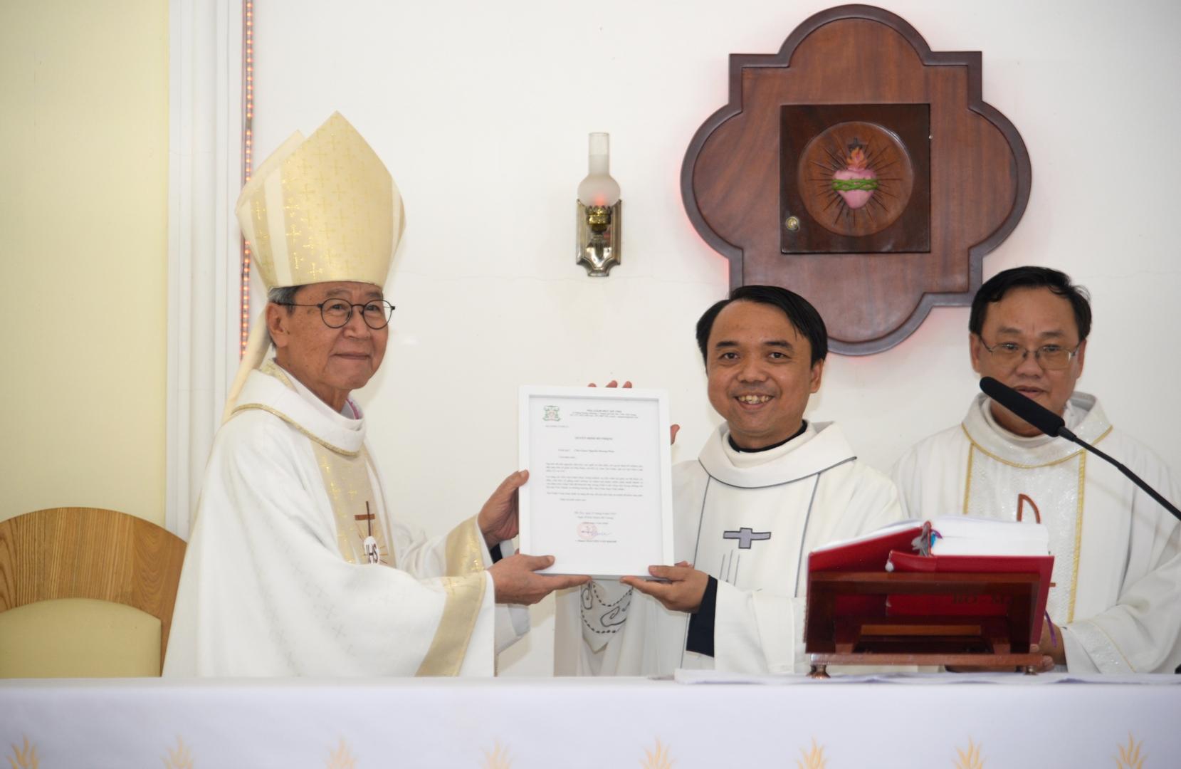 Gx. Nha Ràm: Thánh lễ nhận xứ của Cha Giuse Nguyễn Dương Phúc