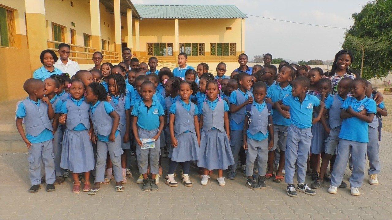 Giáo hội Công giáo điều hành 231.000 cơ sở giáo dục, với hơn 70 triệu học sinh