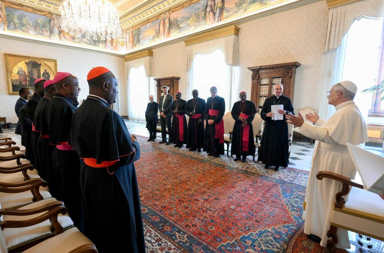 ĐTC Lêô XIV mời gọi thăng tiến nền giáo dục ở châu Phi