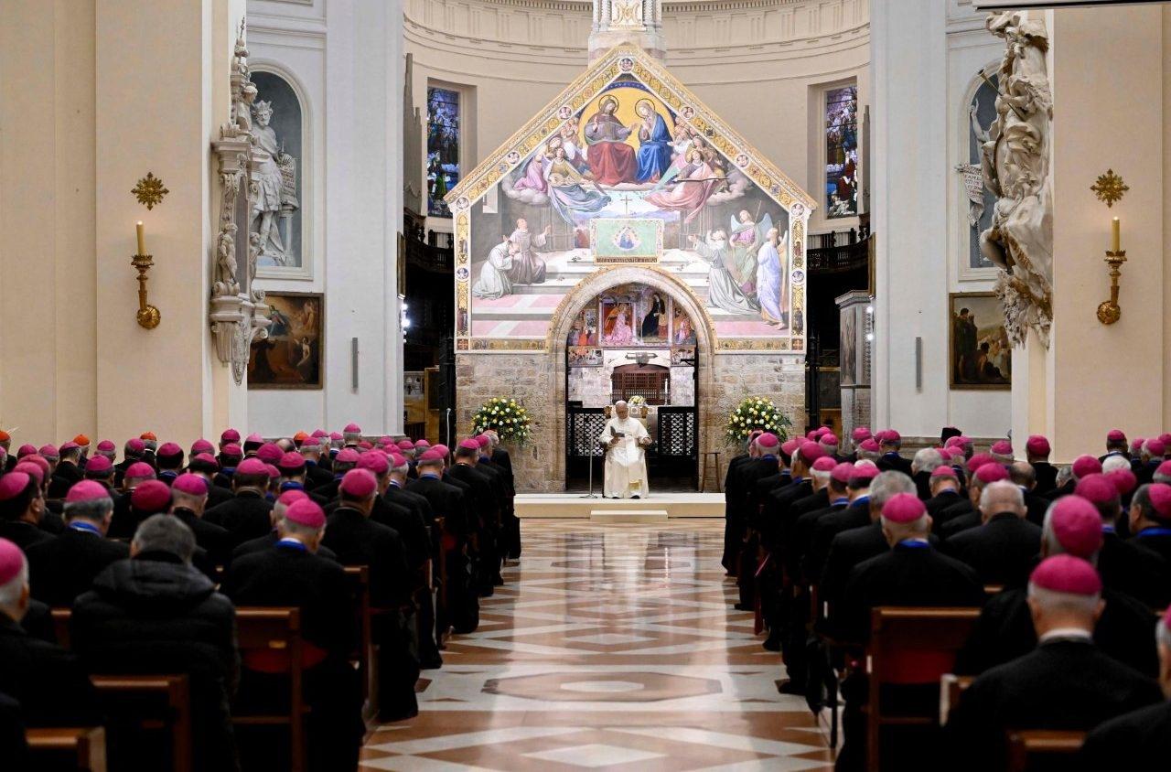 ĐTC Lêô XIV nói với các Giám mục Ý : Cần đặt Chúa Giêsu ở trung tâm đời sống Giáo hội